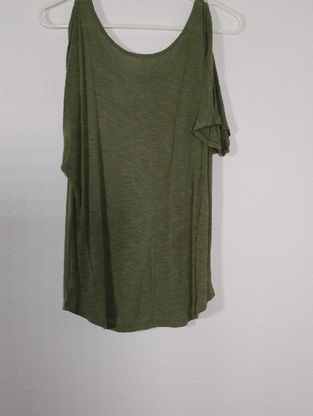 Mudd Olive Cold-Shoulder Top - Picture 6 of 10